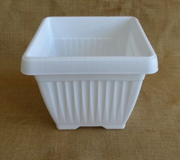 گلدان پلاستیکی سفید