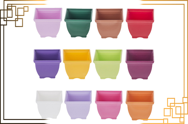 گلدان پلاستیکی کلاسیک