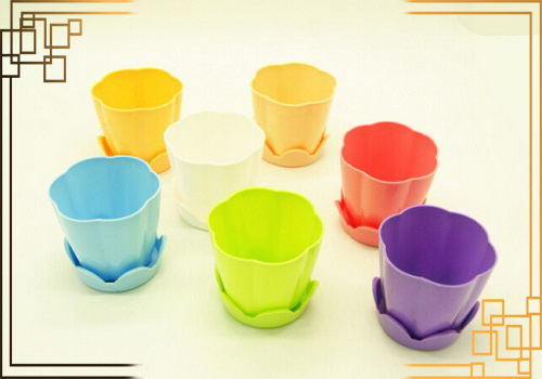 گلدان پلاستیکی خانگی