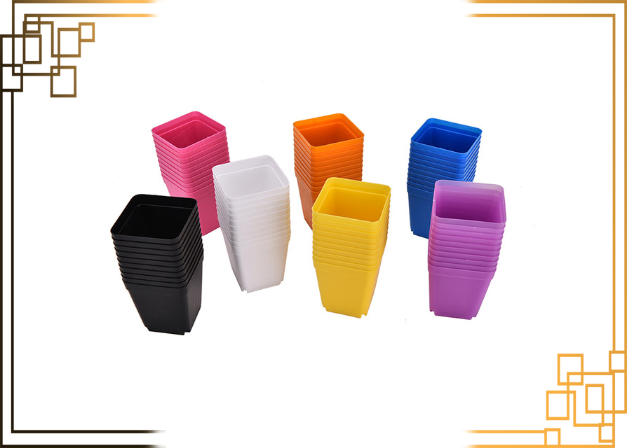 گلدان پلاستیکی یو وی