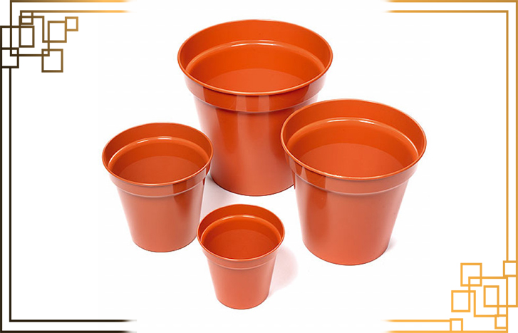 گلدان پلاستیکی متوسط