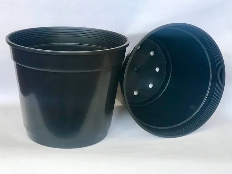 گلدان پلاستیکی سطل