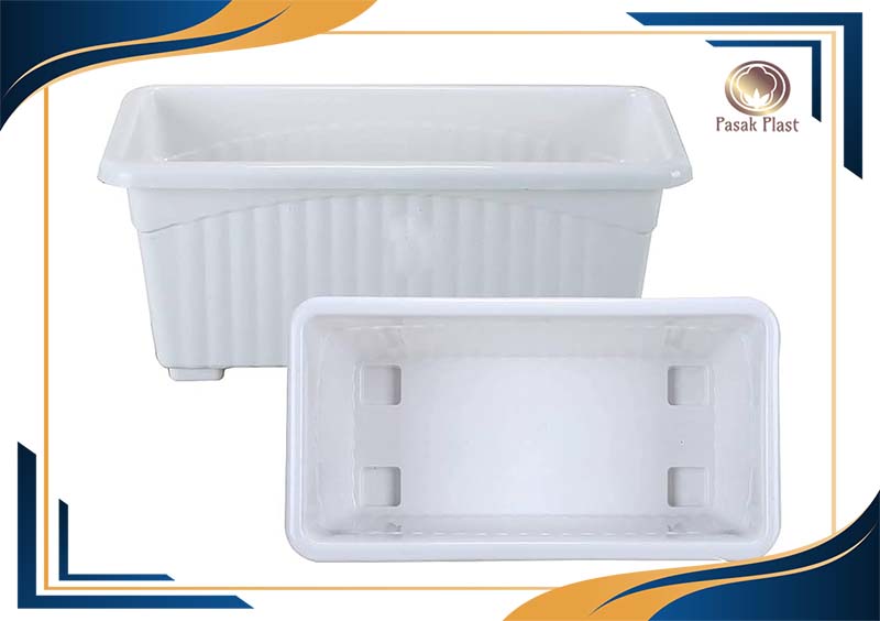 گلدان پلاستیکی سفید